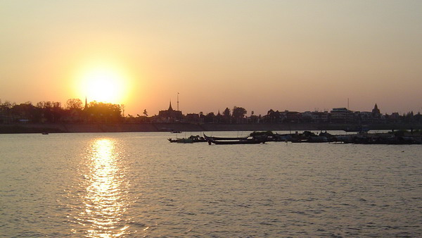 sunset from the Tonle Sap River