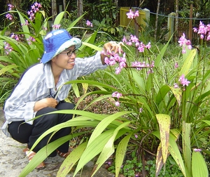 ann with plant